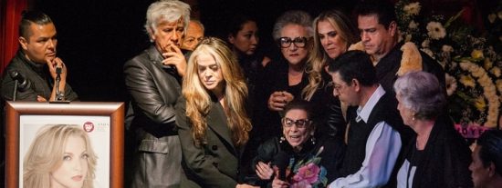 La dura despedida de la madre de Edith Gonz&aacute;lez: "Se me fue mi ni&ntilde;a pero me queda M&eacute;xico"