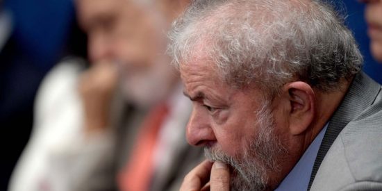 La justicia de Brasil examina un caso que puede devolver a la c&aacute;rcel al "pillado" Lula Da Silva