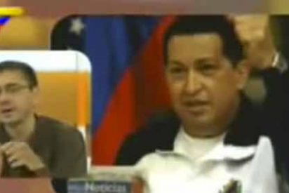 Monedero acusa a los medios, finge de &ldquo;funcionario&rdquo; y se olvida que cobr&oacute; 400.000&euro; de la dictadura que a&uacute;n no condena