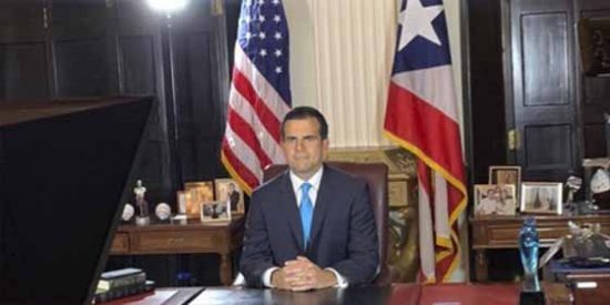 Renuncia Ricardo Rossell&oacute; forzado por las protestas masivas