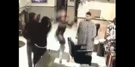 V&iacute;deo: El instante en el que matan al barbero y youtuber dominicano Luigi Acosta