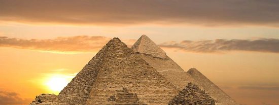 Enigmas: &iquest;Las Pir&aacute;mides de Egipto fueron creadas con tecnolog&iacute;a extraterrestre?