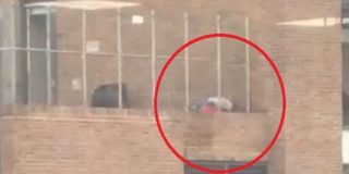 Una pareja ebria desata sus bajas pasiones en una terraza y mueren tras caer al vac&iacute;o
